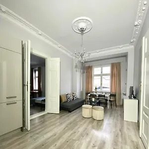 Crystal Sw. Marcin Apartment