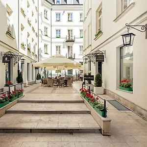 Apart-hotel St. Andrew's Palace Varsóvia
